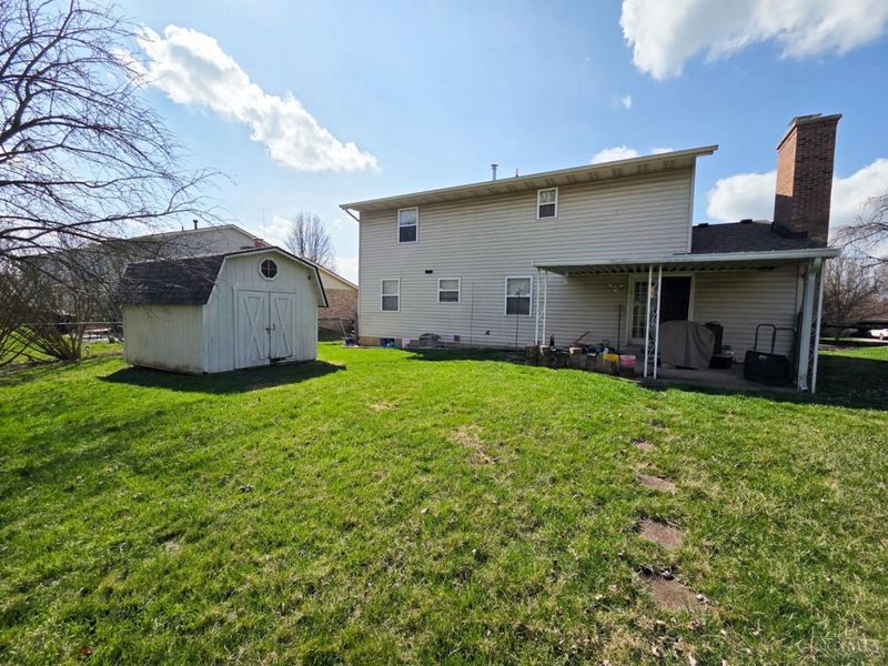 9296 Hare Drive, West Chester, OH 45069 Photo 3