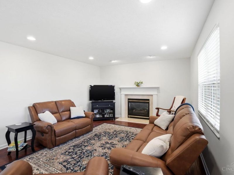 6927 Berry Blossom Court, Liberty Township, OH 45011 Photo 9