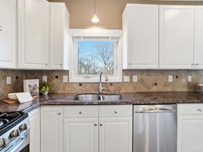 7527 Providence Woods Court, West Chester, OH 45069 Photo 28