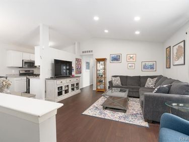 3019 Forest Creek Court, Ann Arbor, MI 48108