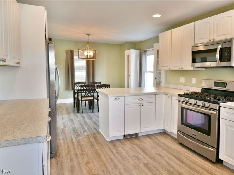 1525 Elm Road NE, Warren, OH 44483 Photo 11