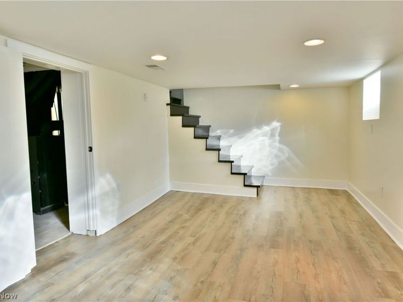 1525 Elm Road NE, Warren, OH 44483 Photo 38