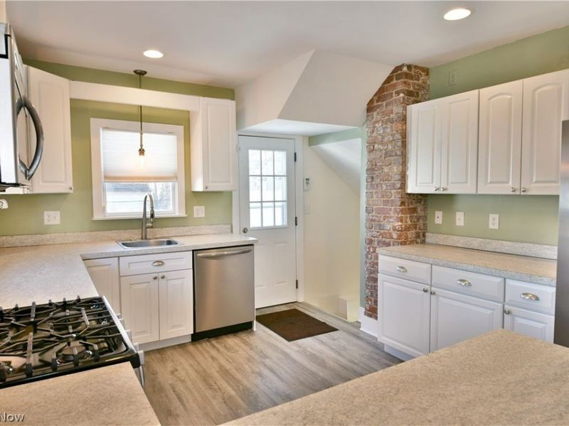 1525 Elm Road NE, Warren, OH 44483 Photo 9