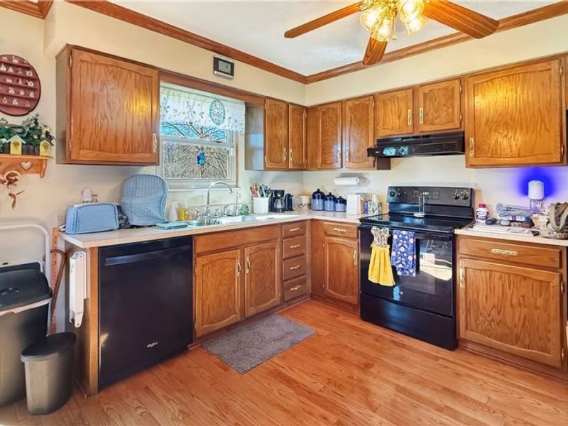 2978 Sandy Lake Road, Ravenna, OH 44266 Photo 12