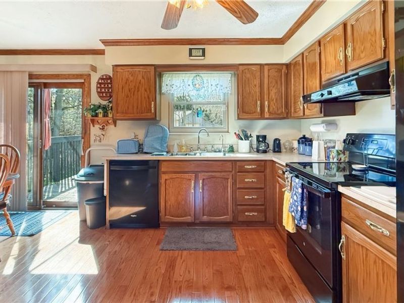 2978 Sandy Lake Road, Ravenna, OH 44266 Photo 14