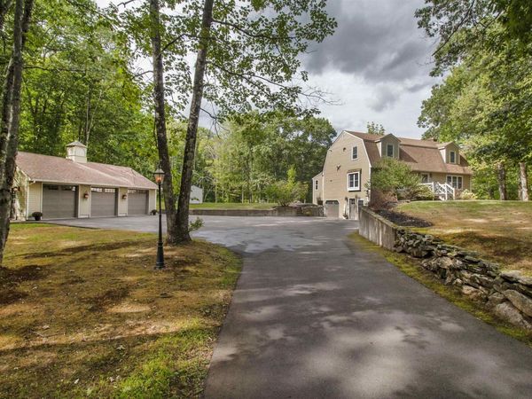 96 Pond View Drive, Auburn, NH 03032