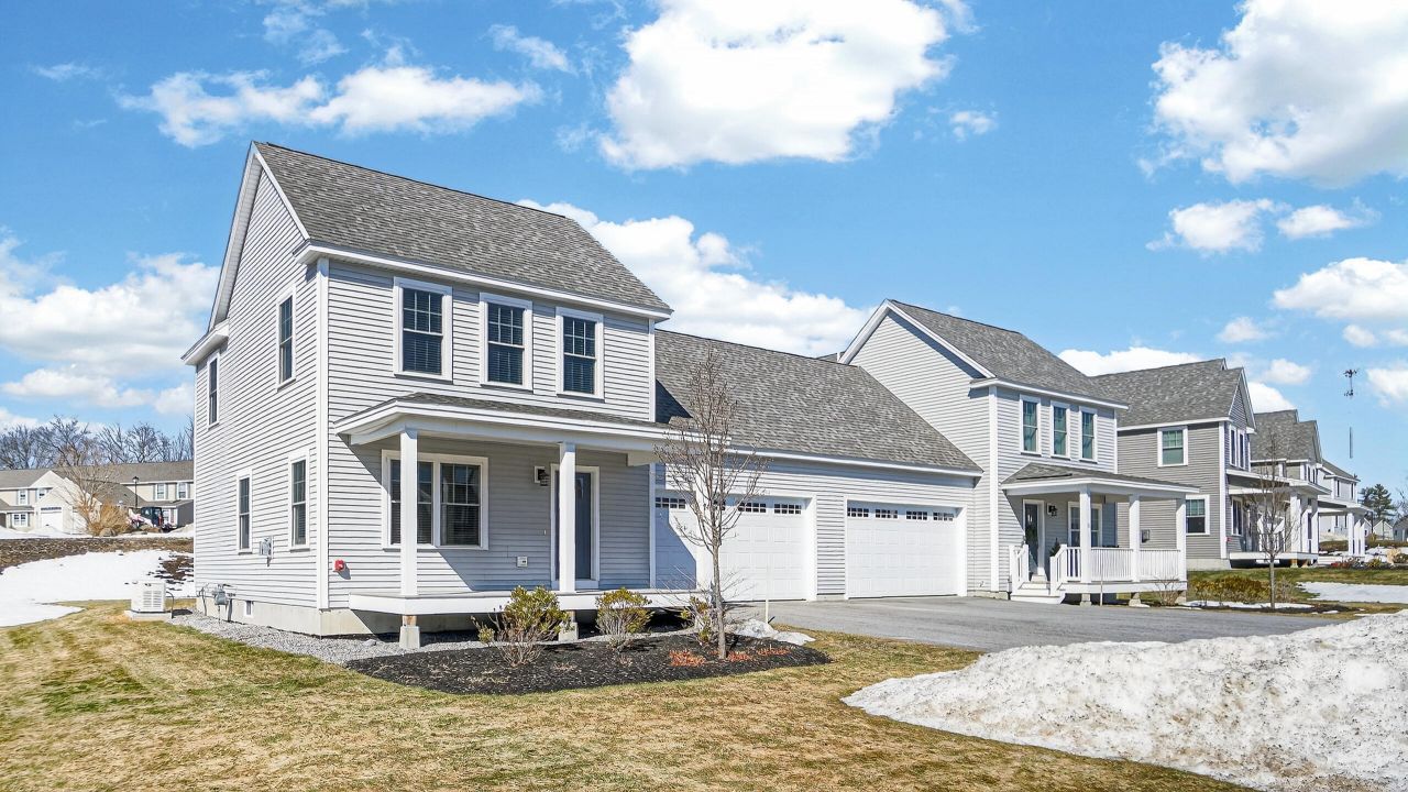 84 Falcon Crest Drive, Unit 13, Gorham, ME 04038 Main Photo