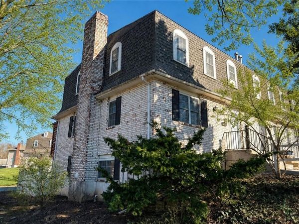 7137 NW Winter Avenue, Kansas City, MO 64152