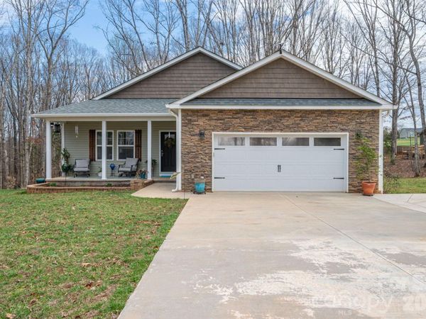 1310 Western Hills Lane , Vale, NC 28168