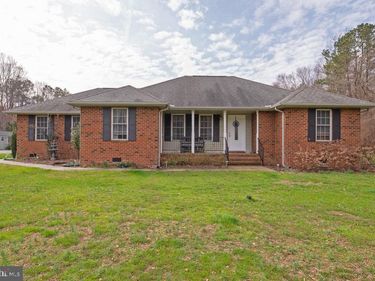 203 BLUNDONS ROAD, HEATHSVILLE, VA 22473