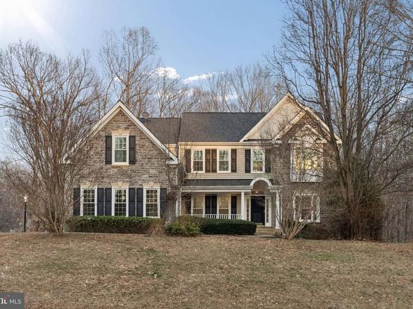 10871 PENINSULA COURT, MANASSAS, VA 20111