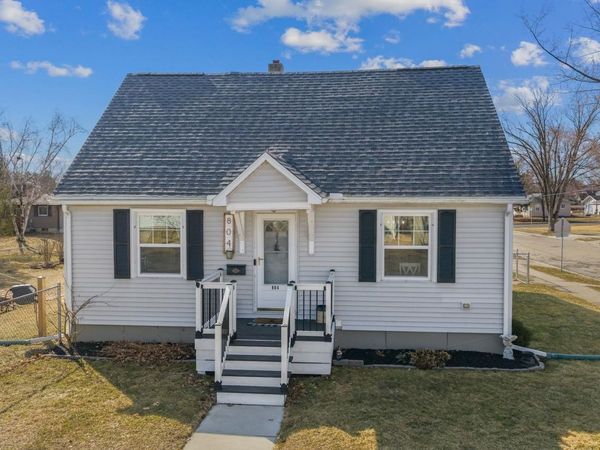 804 Seymour Street, Reedsburg, WI 53959