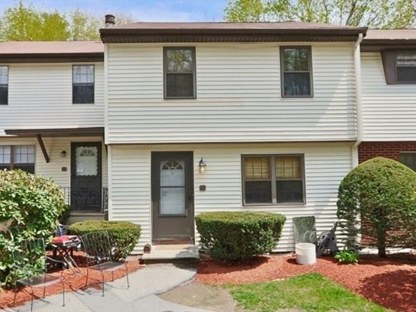 935 Methuen St, Unit 13, Dracut, MA 01826