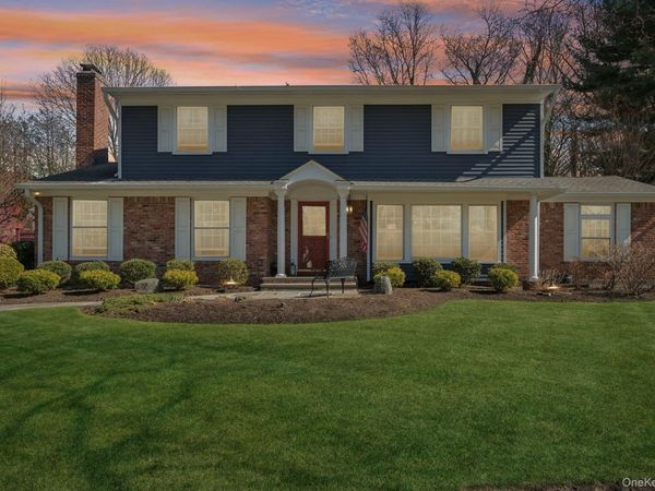 31 Fox Hunt Lane , Cold Spring Harbor, NY 11724