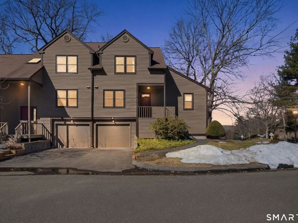 4 Rolling Ridge, Unit 4, Monroe, CT 06468