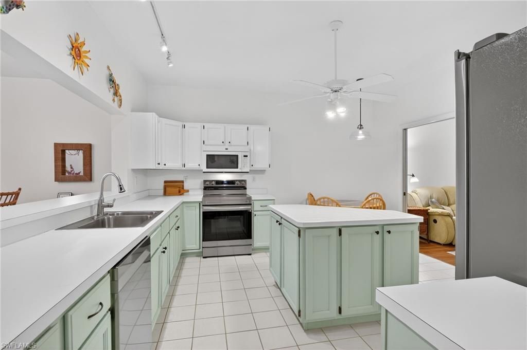 2827 Aintree Ln , Unit C102, Naples, FL 34112 Photo