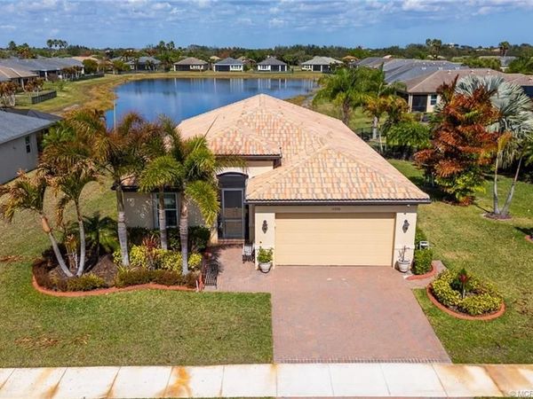 11320 SW Lake Park Drive, Port St Lucie, FL 34987