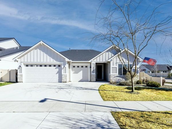 882 E Pascua Dr, Kuna, ID 83634