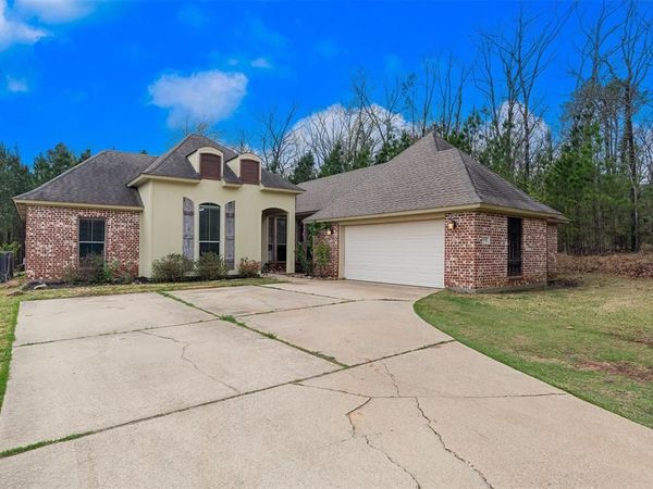 3792 Lakeside Drive , Shreveport, LA 71119