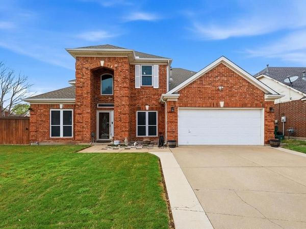 5901 Rushing Creek Court, Haltom City, TX 76137