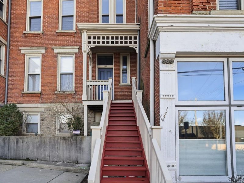 2156 Gilbert Avenue, Unit B, Cincinnati, OH 45206 Photo 2