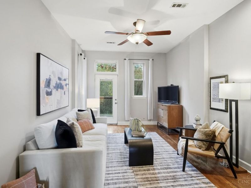 2156 Gilbert Avenue, Unit B, Cincinnati, OH 45206 Photo 3