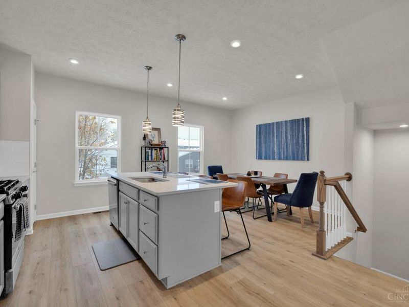 34 Wentworth Lane, Deer Park, OH 45236 Photo 6