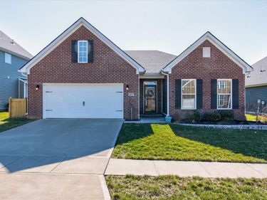 2272 Cravat Pass, Lexington, KY 40511