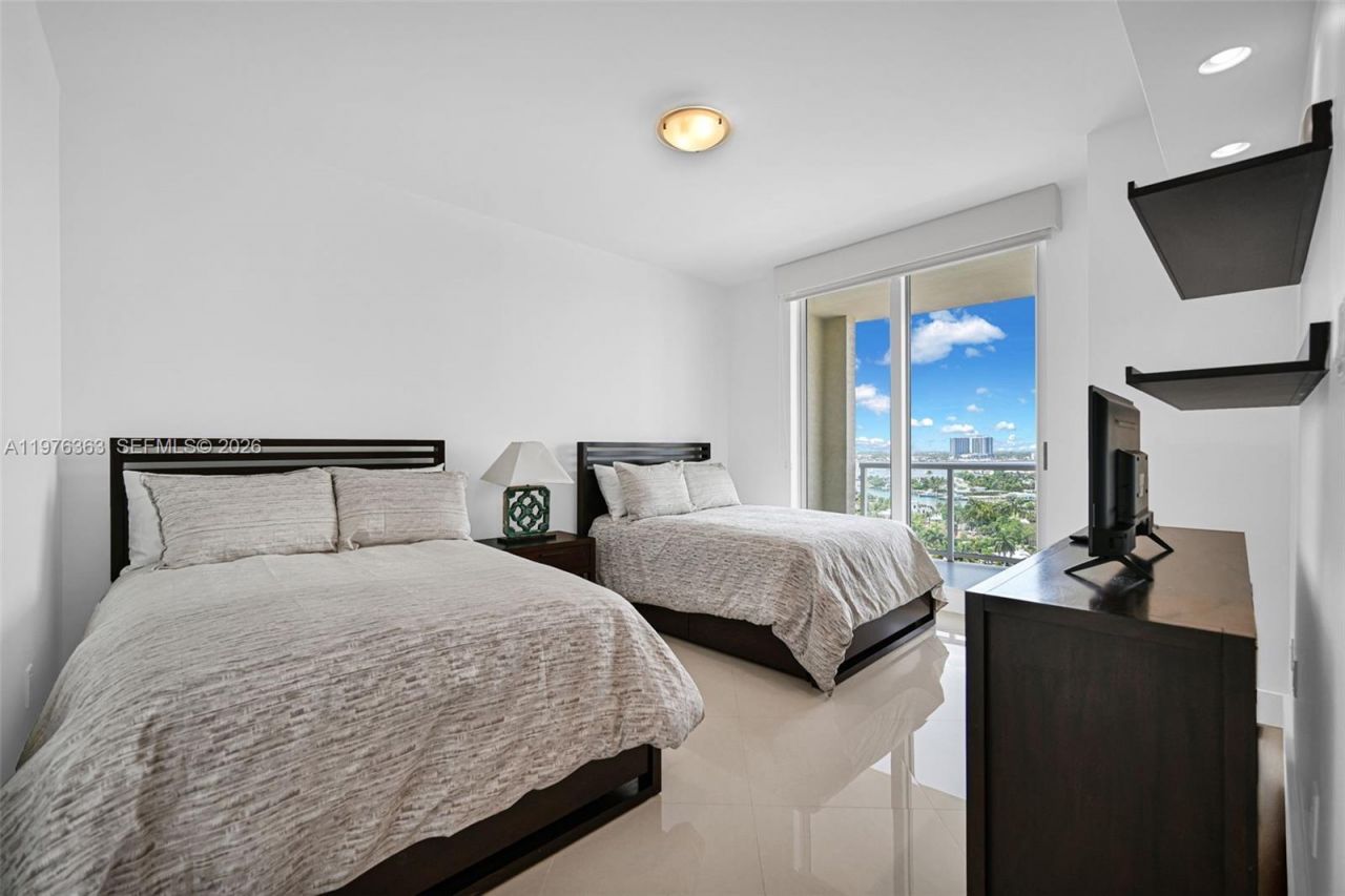 2700 N Ocean Dr, Unit 902B, Singer Island, FL 33404 Photo