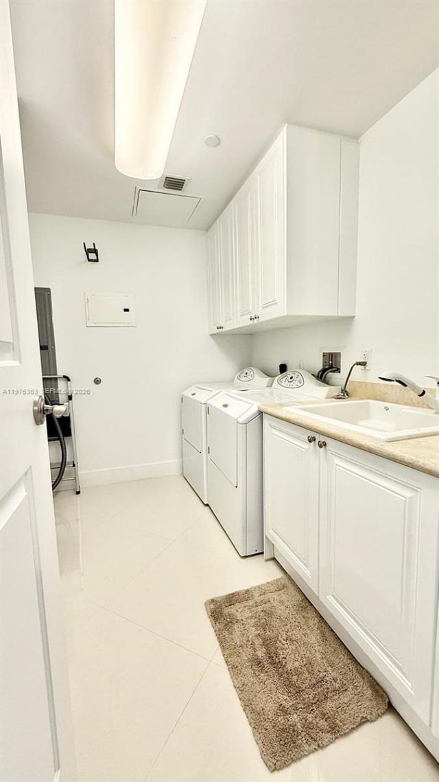 2700 N Ocean Dr , Unit 902B, Singer Island, FL 33404 Photo