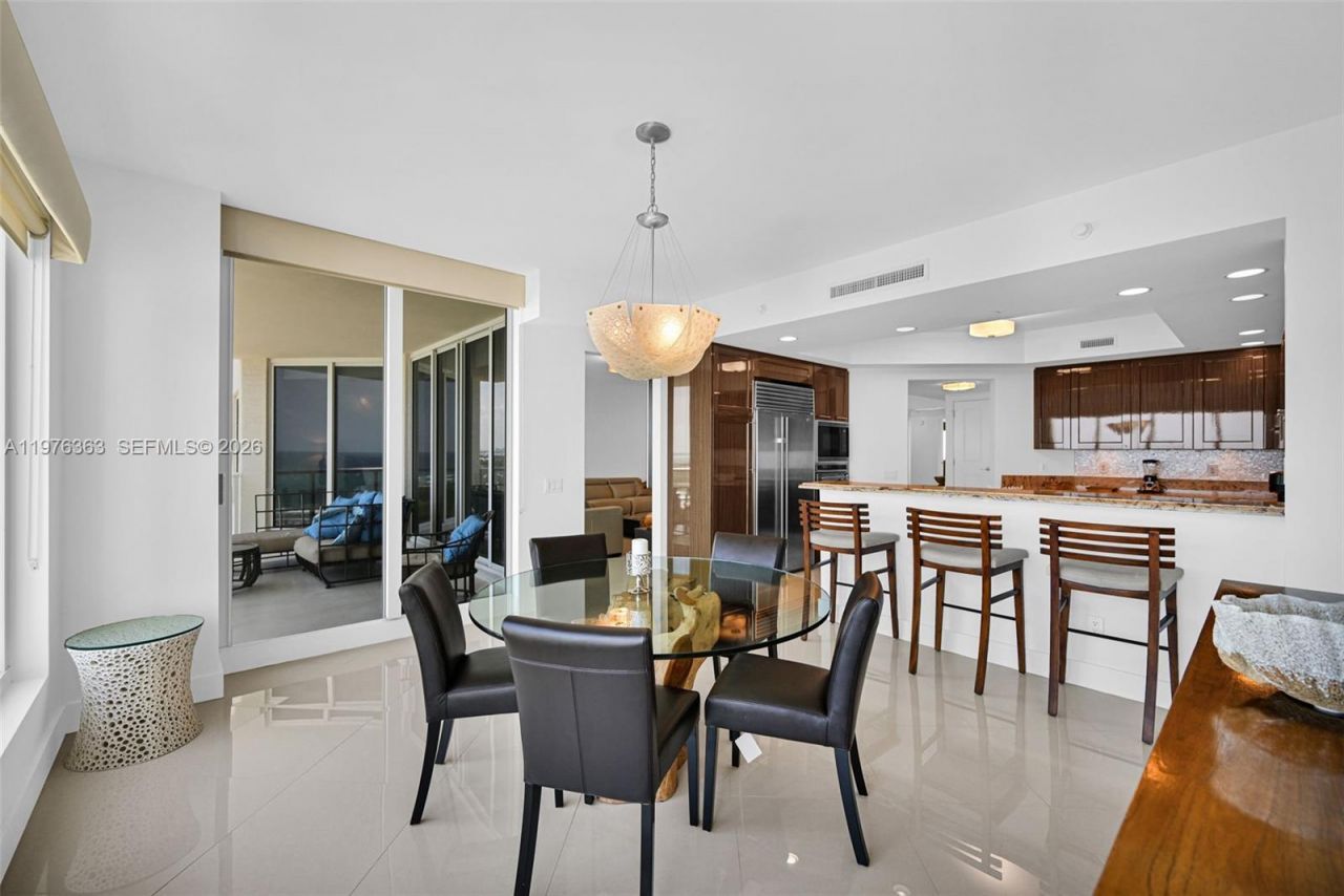 2700 N Ocean Dr, Unit 902B, Singer Island, FL 33404 Photo