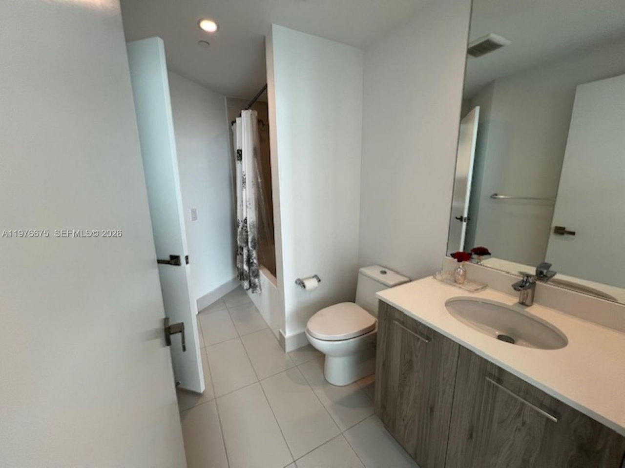 501 NE 31st St, Unit 1606, Miami, FL 33137 Photo