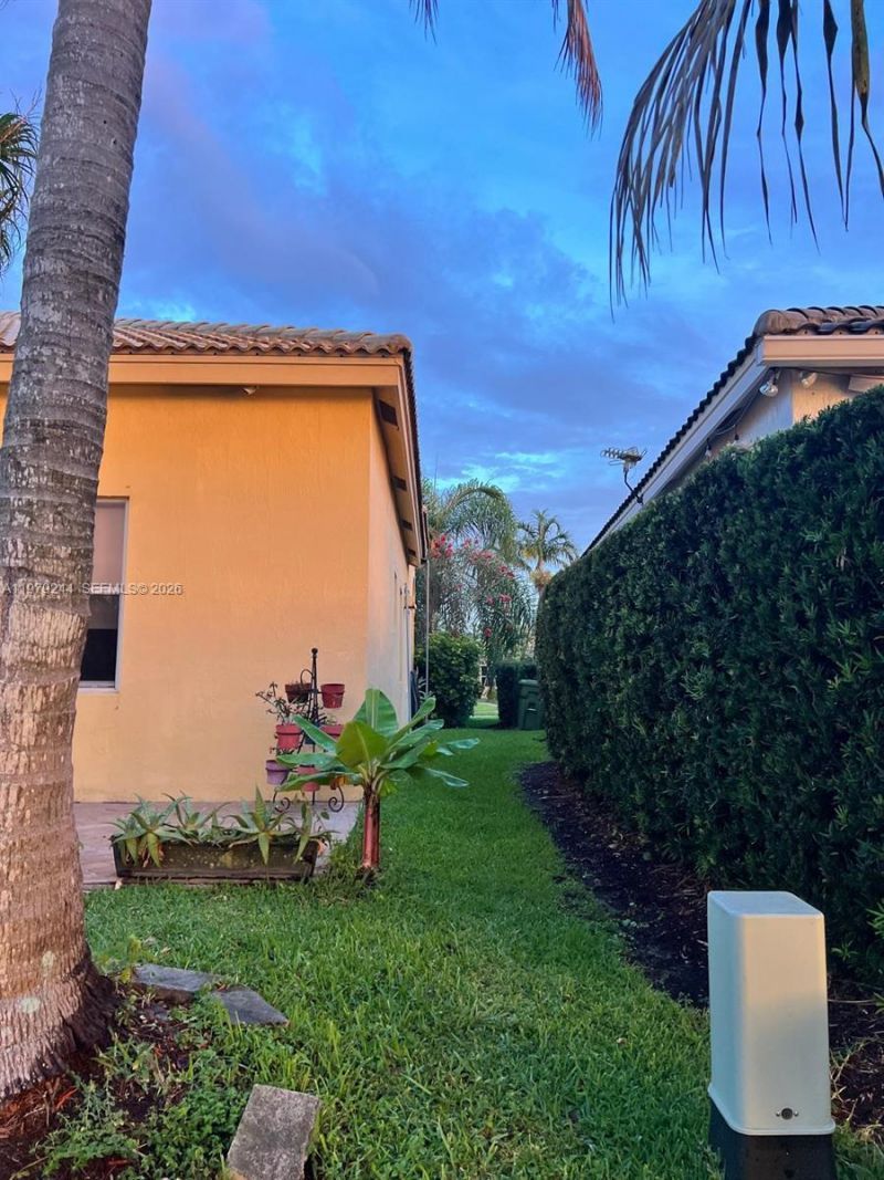 803 Vista Meadows Dr, Weston, FL 33327 Photo