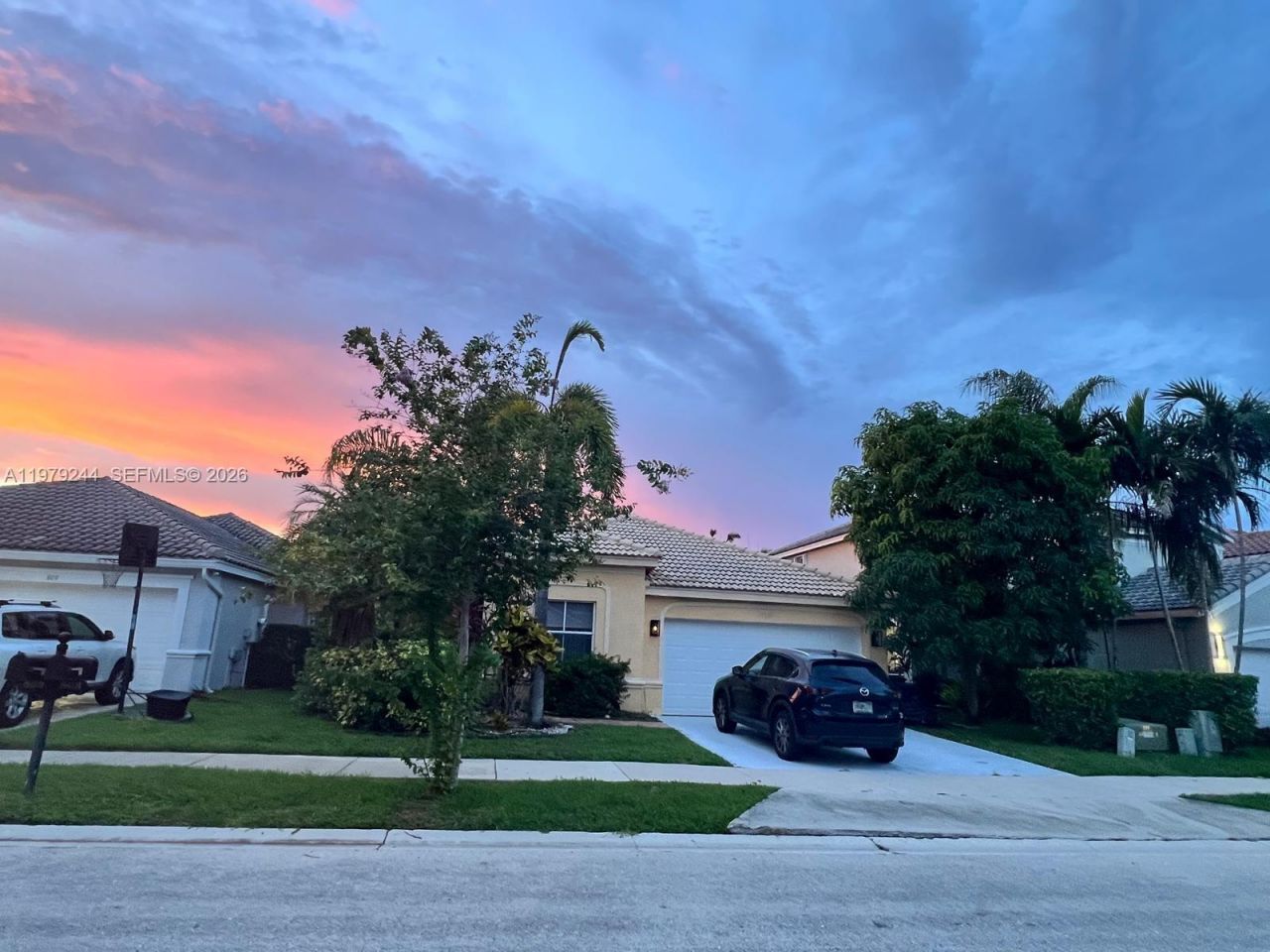 803 Vista Meadows Dr, Weston, FL 33327 Photo