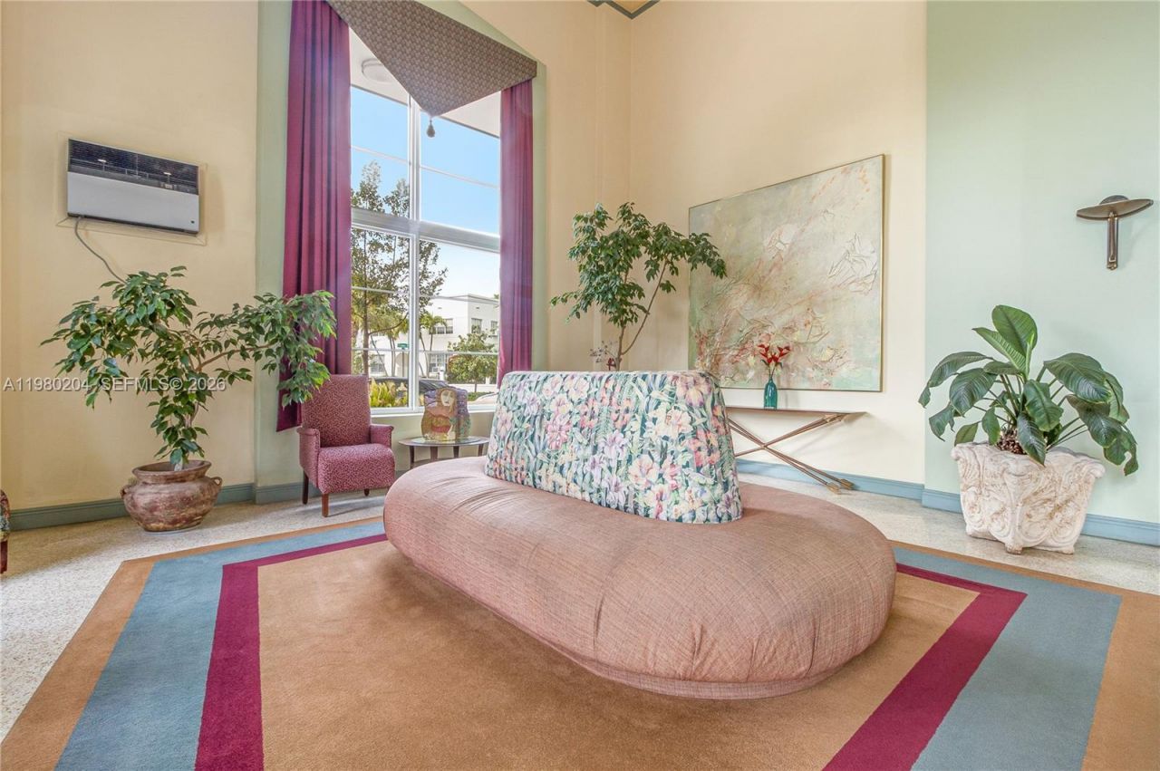 255 W 24th St, Unit 107, Miami Beach, FL 33140 Photo