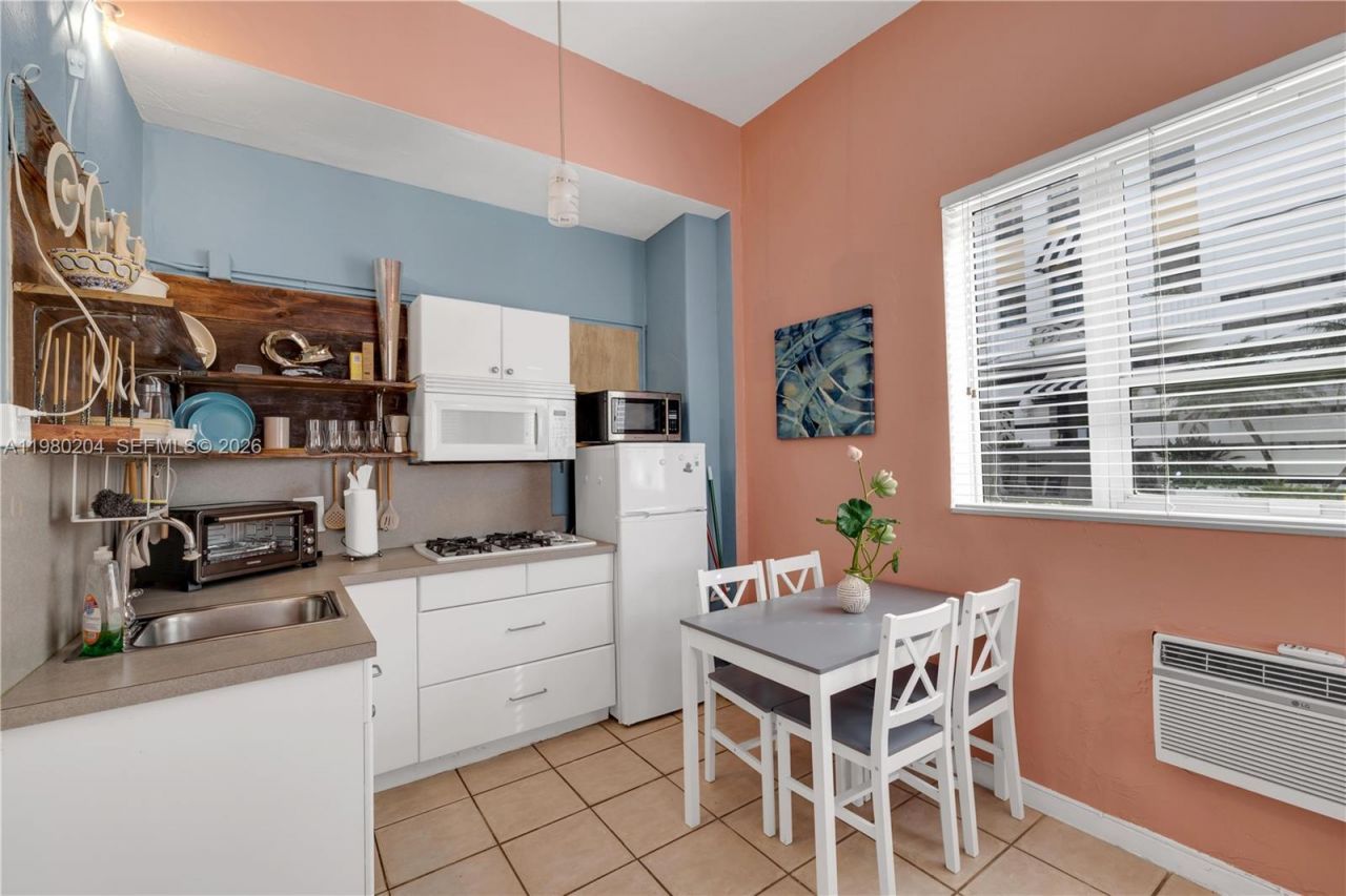 255 W 24th St , Unit 107, Miami Beach, FL 33140 Photo