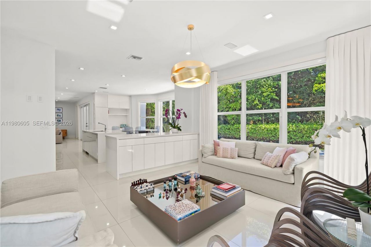 5700 SW 86th Street, South Miami, FL 33143 Photo