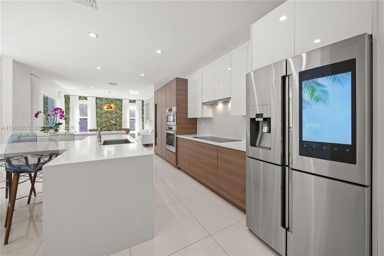 5700 SW 86th Street, South Miami, FL 33143 Photo