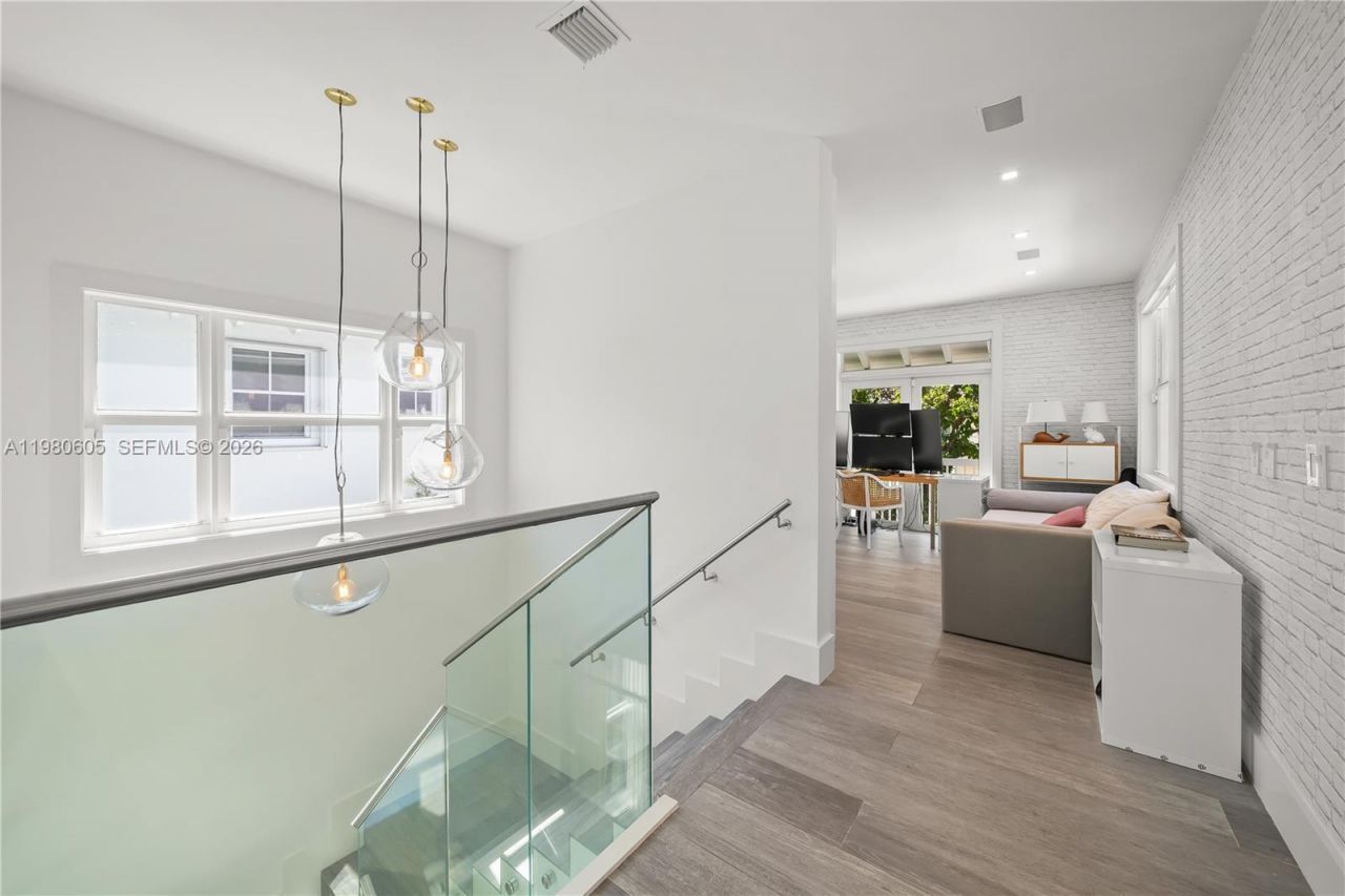 5700 SW 86th Street, South Miami, FL 33143 Photo