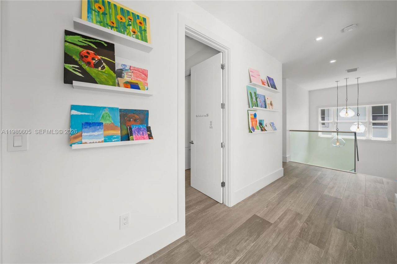 5700 SW 86th Street, South Miami, FL 33143 Photo