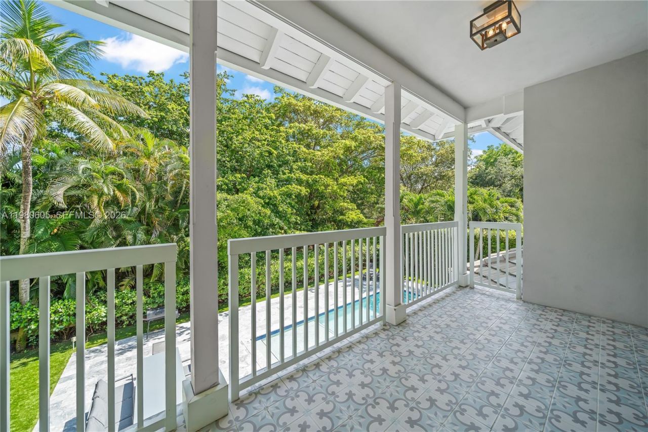 5700 SW 86th Street, South Miami, FL 33143 Photo