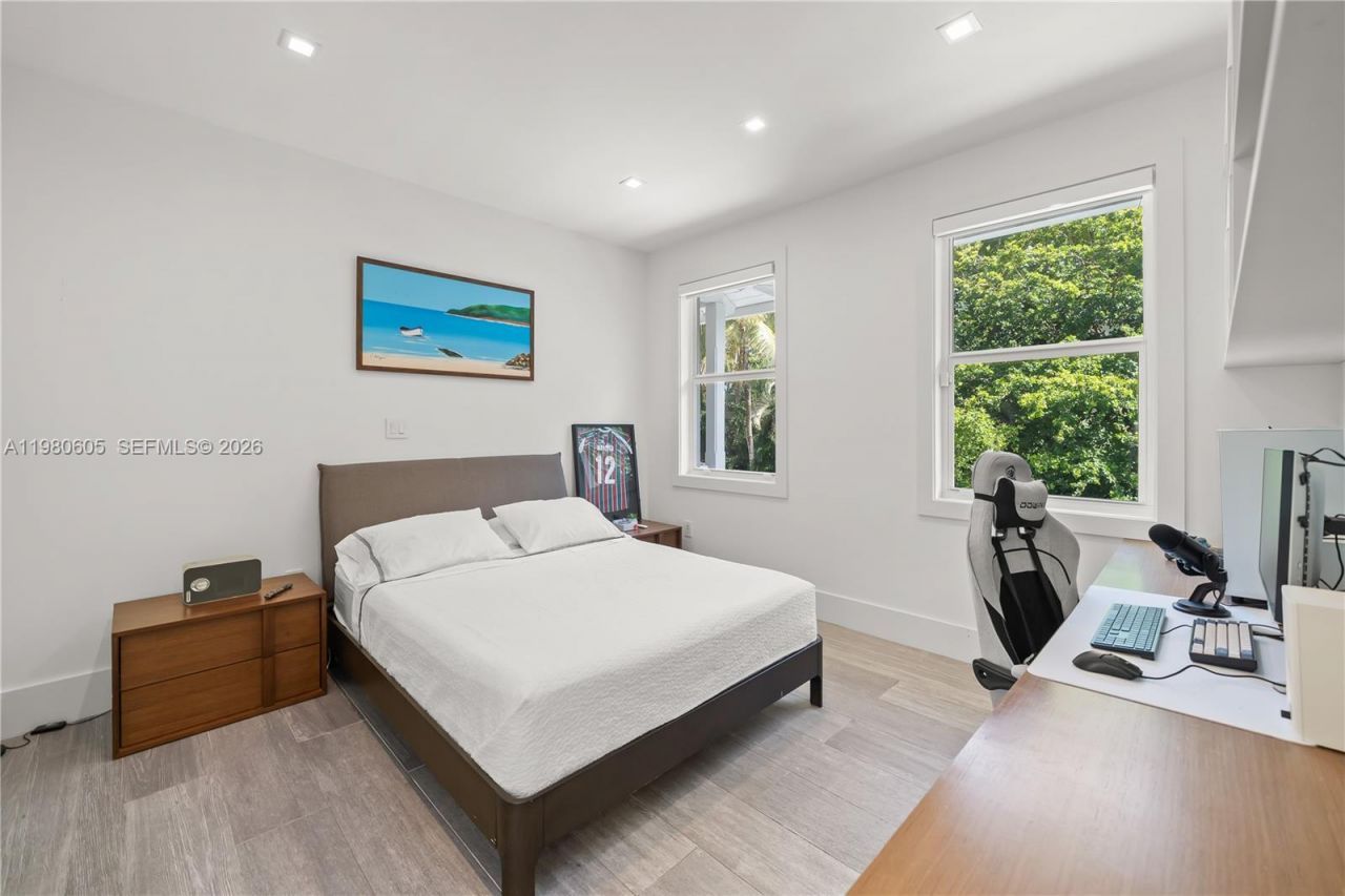 5700 SW 86th Street, South Miami, FL 33143 Photo