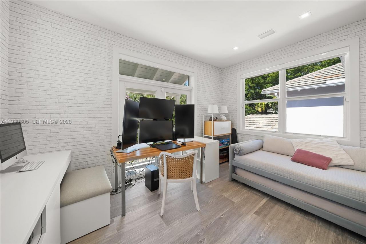 5700 SW 86th Street, South Miami, FL 33143 Photo