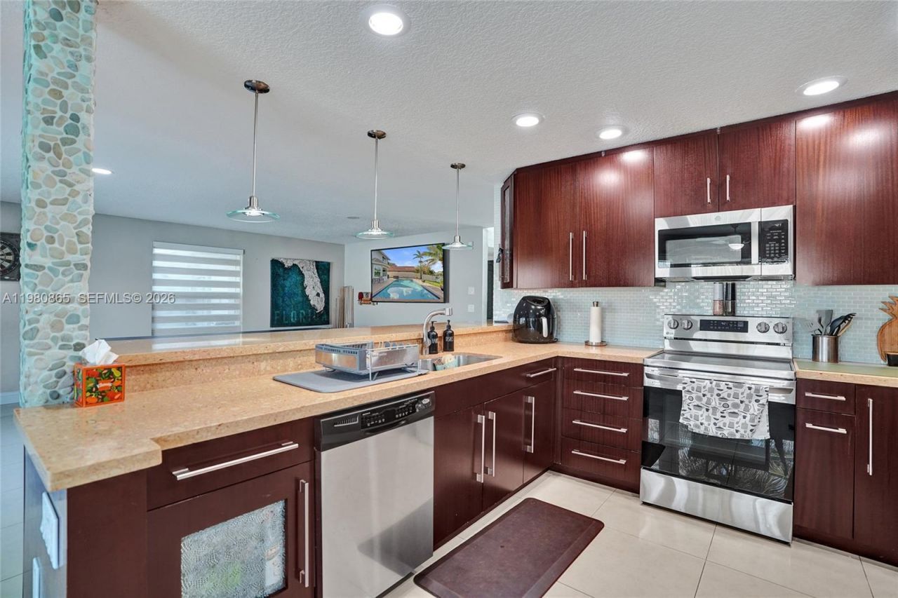 13901 Appalachian Trl, Davie, FL 33325 Photo