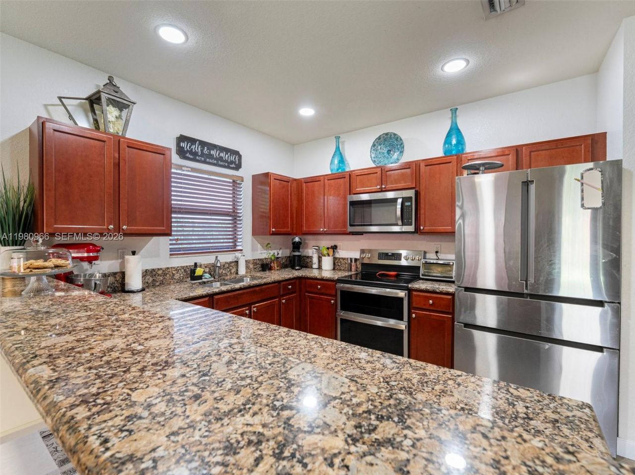 10389 SW 224th Ter, Cutler Bay, FL 33190 Photo