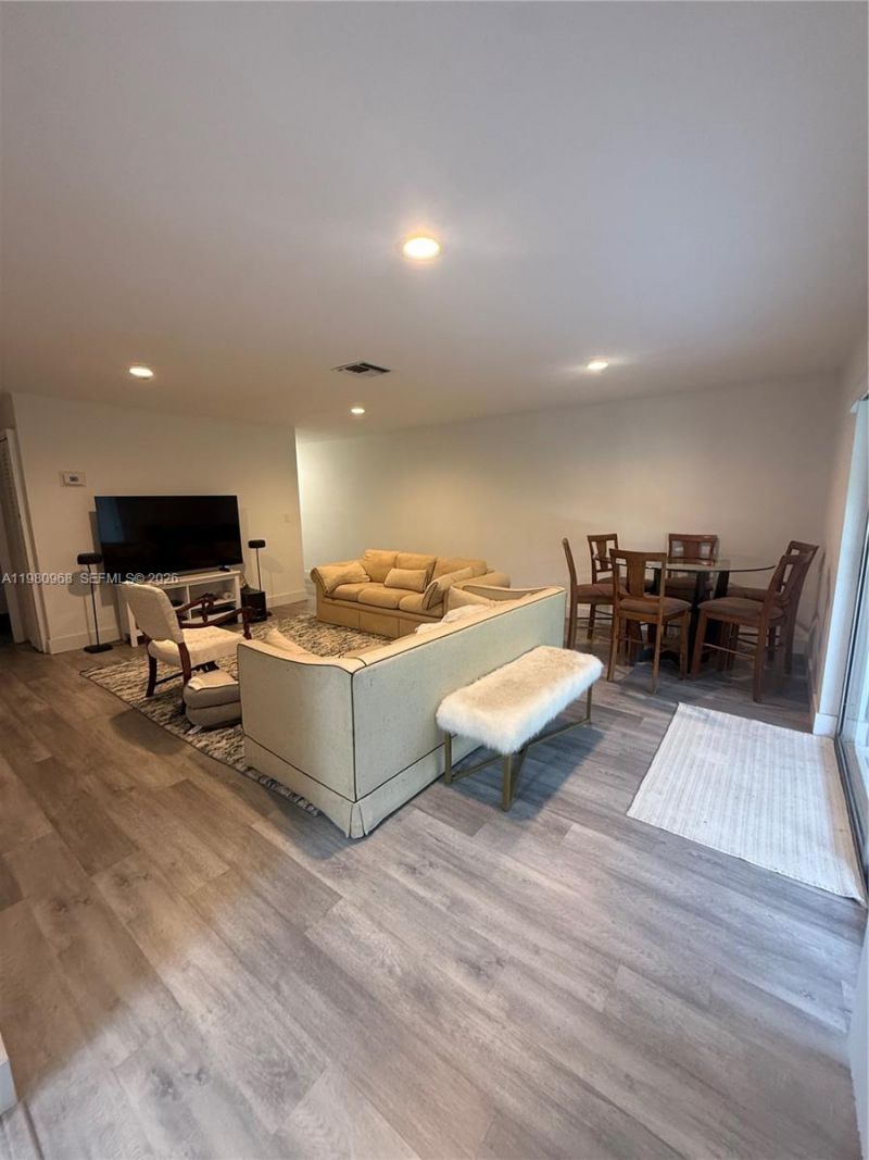 6937 Tiburon Cir, Unit 105, Boca Raton, FL 33433 Photo