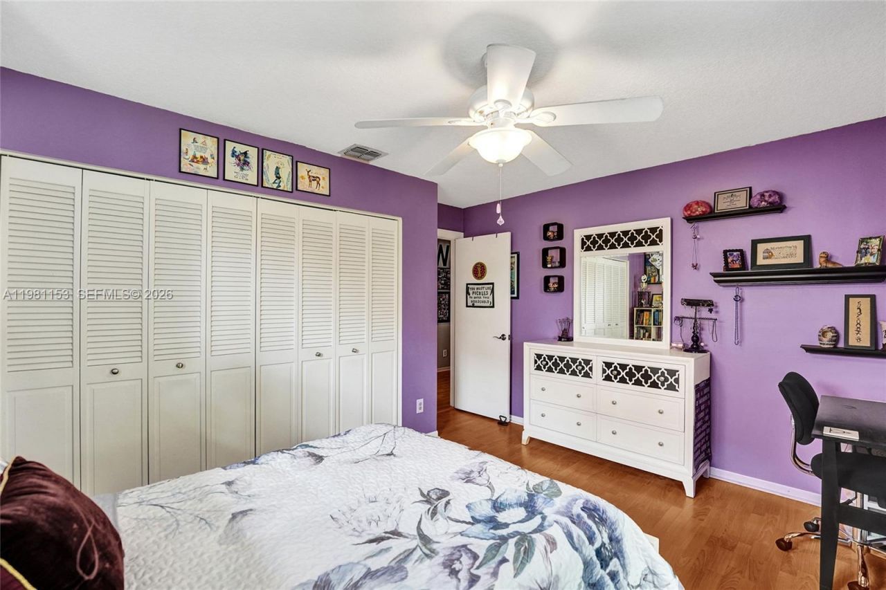 1741 W Oak Knoll Cir , Davie, FL 33324 Photo