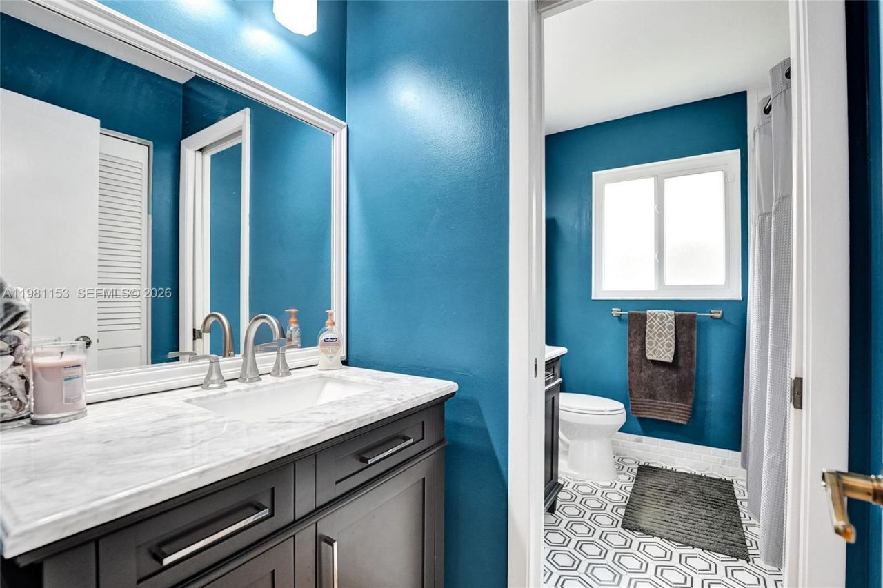 1741 W Oak Knoll Cir , Davie, FL 33324 Photo