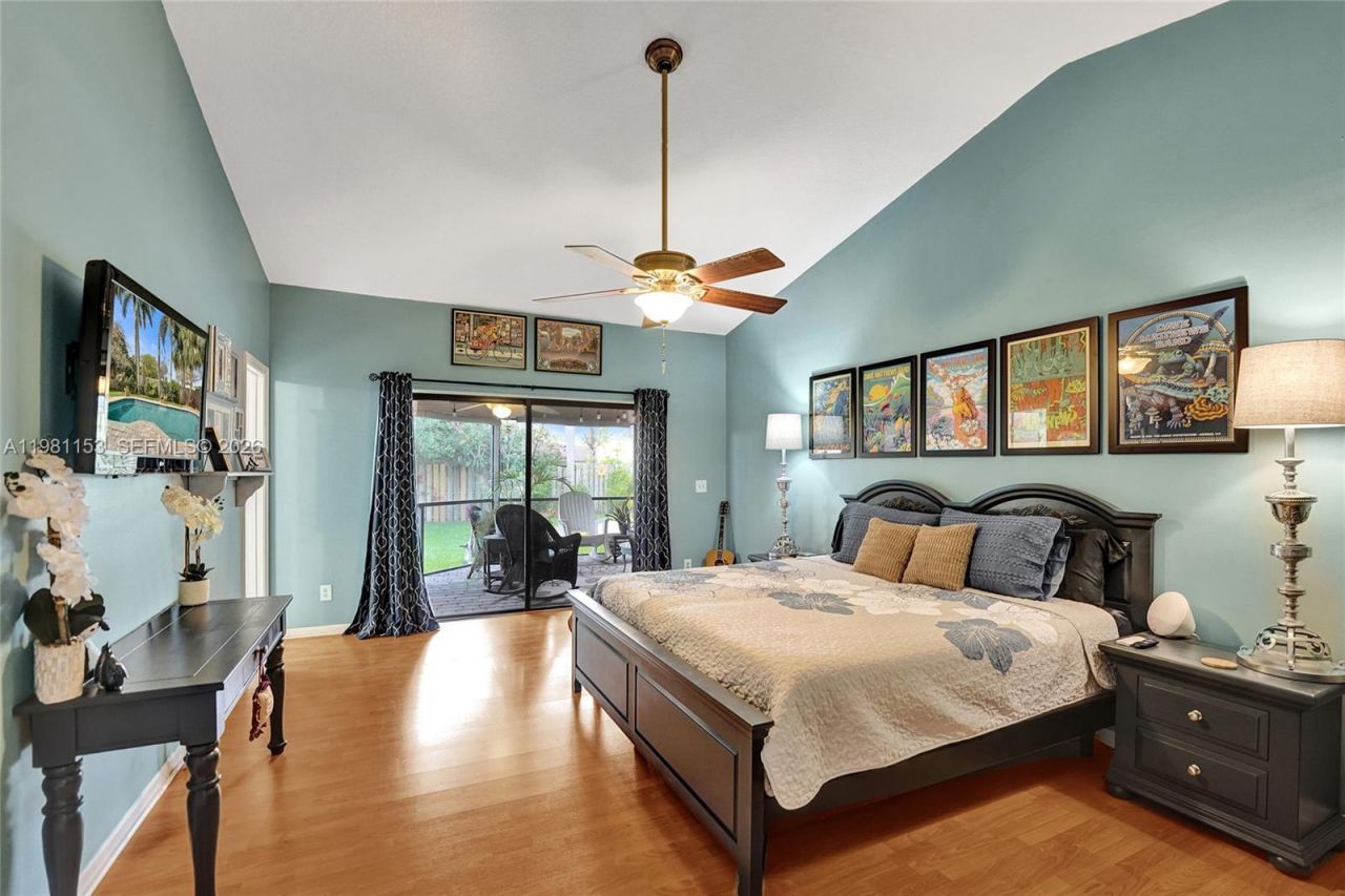 1741 W Oak Knoll Cir , Davie, FL 33324 Photo