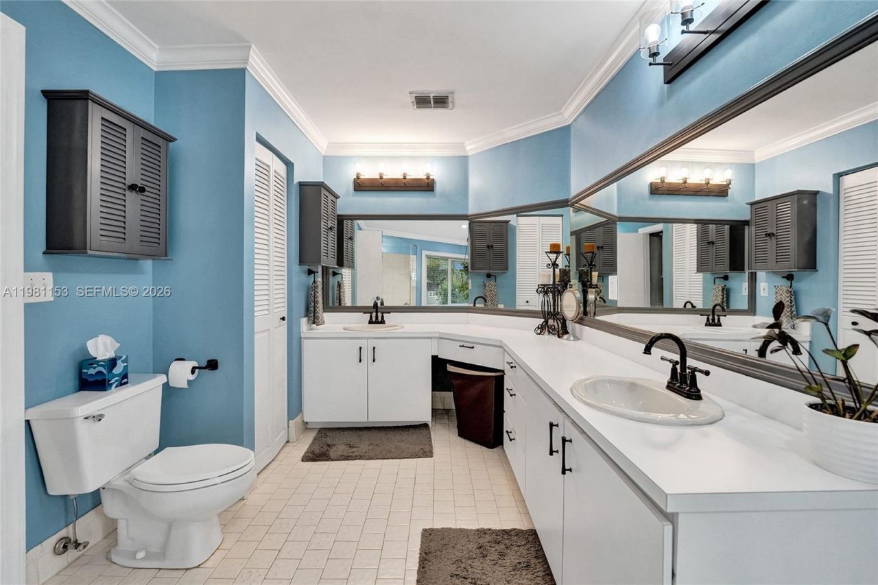 1741 W Oak Knoll Cir , Davie, FL 33324 Photo